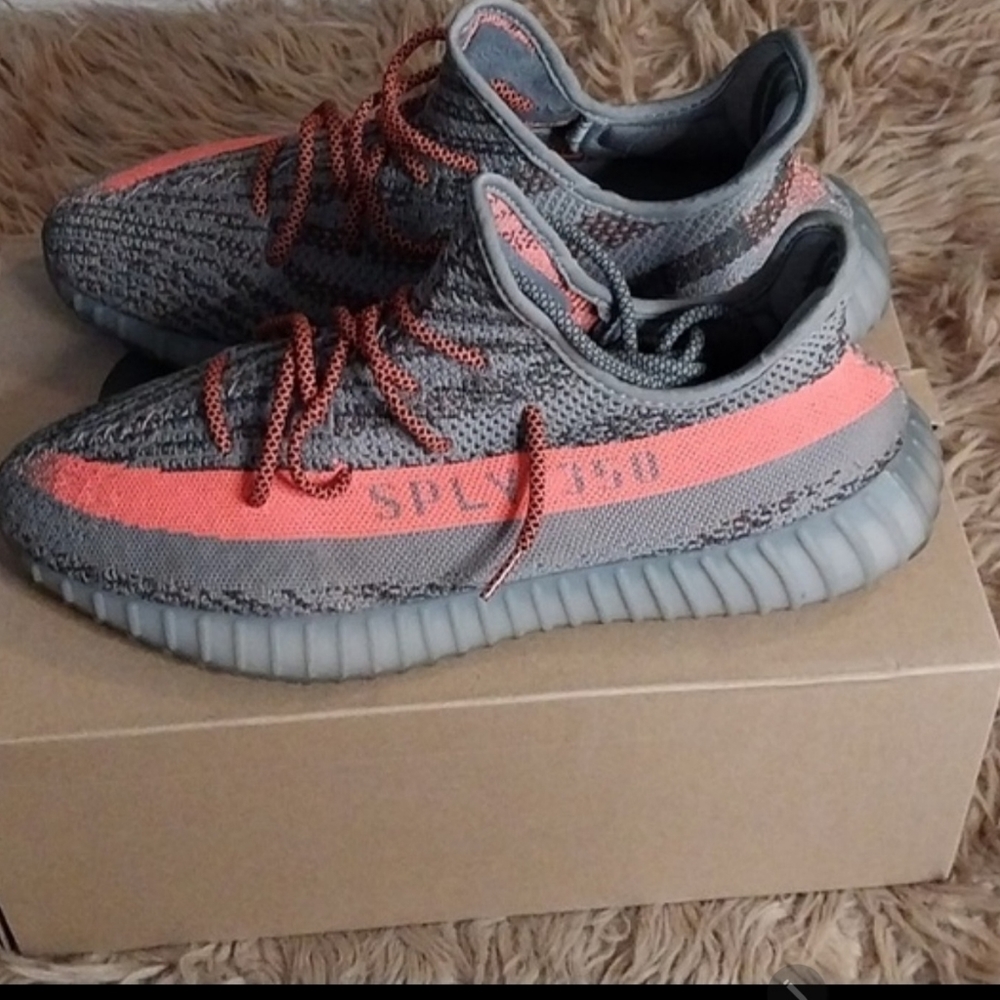 Adidas YEEZY Boost 350 V2 BELUGA Size 12.5 RARE SIZE EUC